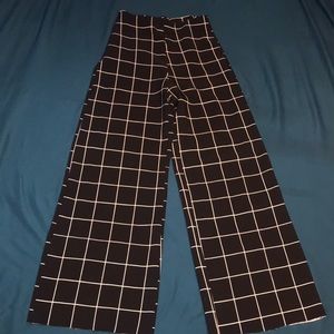 Black and white plaid fashion nova pants